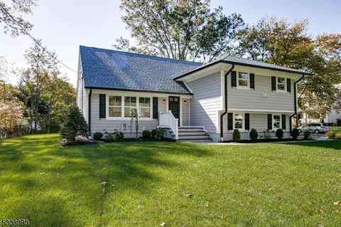2 Oneida Dr, Westfield, NJ 07090 photo 3
