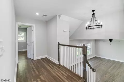 2 Oneida Dr, Westfield, NJ 07090 photo 9