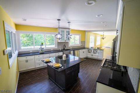 2 Robert Rd, Mendham, NJ 07945 photo 8