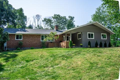 2 Robert Rd, Mendham, NJ 07945 photo 1