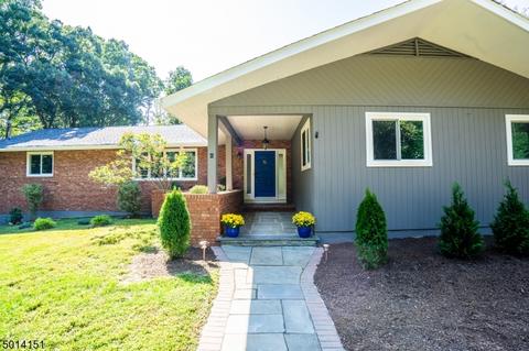 2 Robert Rd, Mendham, NJ 07945 photo 2