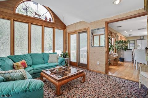 42 Cedar St, Cedar Grove, NJ 07009 photo 8