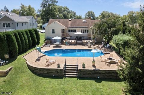 42 Cedar St, Cedar Grove, NJ 07009 photo 23