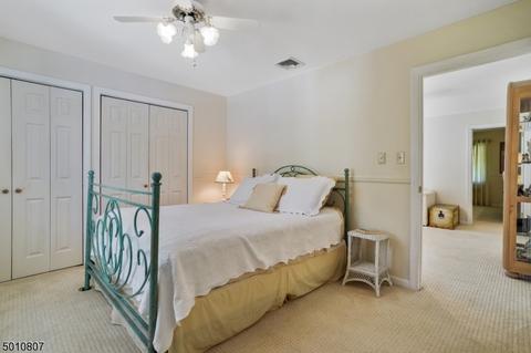 42 Cedar St, Cedar Grove, NJ 07009 photo 12