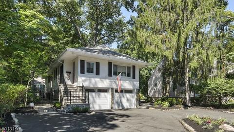 117 Chestnut Dr, Wayne, NJ 07470 photo 1