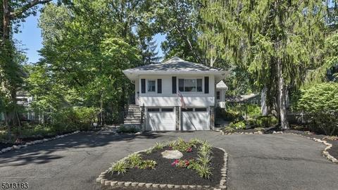117 Chestnut Dr, Wayne, NJ 07470 photo 2