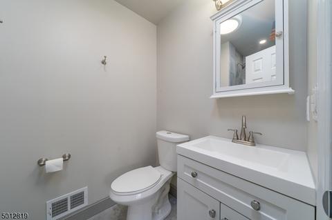802 Appleton Way, Whippany, NJ 07981 photo 19