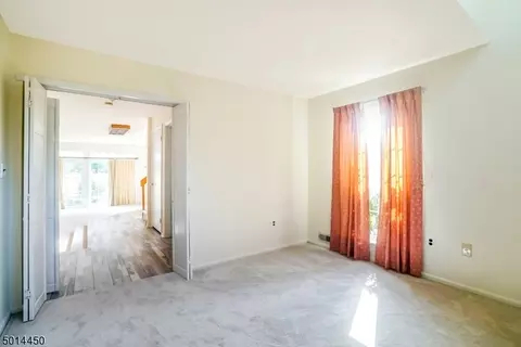 13 Gerard Pl, Parlin, NJ 08859 photo 8