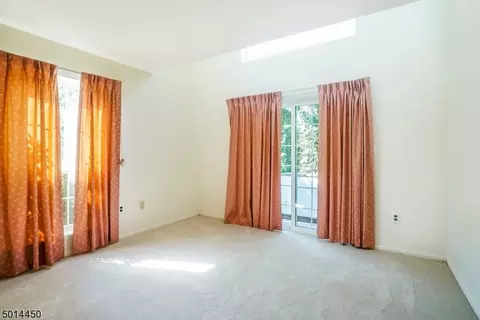 13 Gerard Pl, Parlin, NJ 08859 photo 7