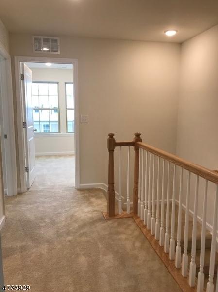 82 Albert Ct, Randolph, NJ 07869 photo 11