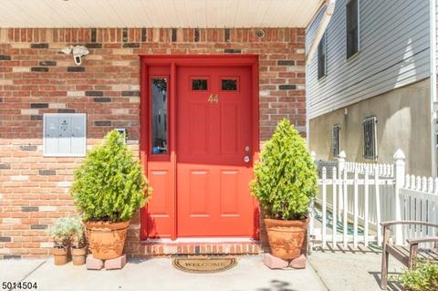 44 Johnson St, Newark, NJ 07105 photo 1
