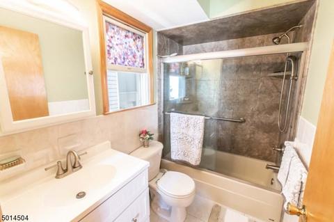 44 Johnson St, Newark, NJ 07105 photo 7