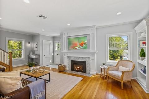 20 Park Ter, Montclair, NJ 07043 photo 4