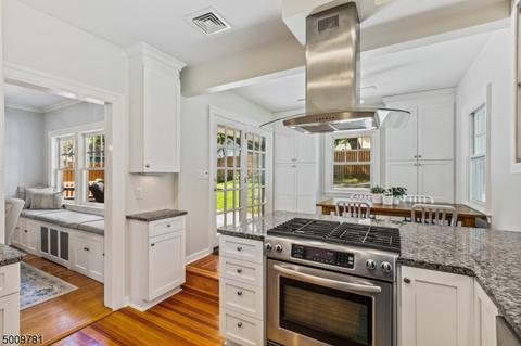 20 Park Ter, Montclair, NJ 07043 photo 7