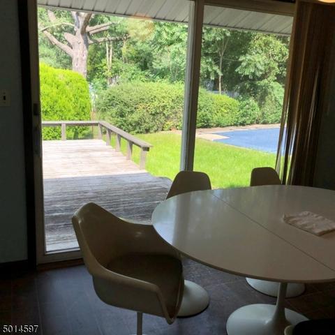 284 Taft Ct, River Edge, NJ 07661 photo 9