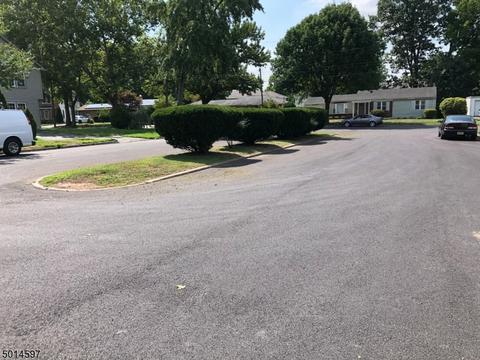 284 Taft Ct, River Edge, NJ 07661 photo 12