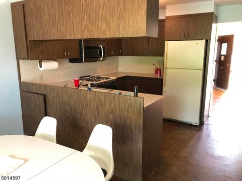 284 Taft Ct, River Edge, NJ 07661 photo 11