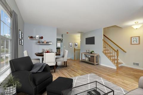 101 Lindsey Dr, Hackettstown, NJ 07840 photo 3