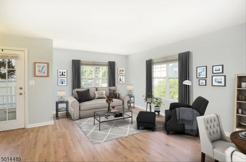 101 Lindsey Dr, Hackettstown, NJ 07840 photo 2