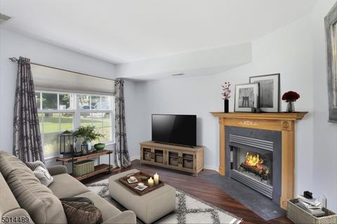 101 Lindsey Dr, Hackettstown, NJ 07840 photo 4