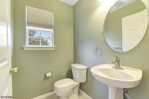 101 Lindsey Dr, Hackettstown, NJ 07840 photo 8