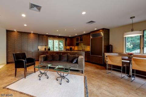28 Echo Ridge Rd, Upper Saddle River, NJ 07458 photo 7