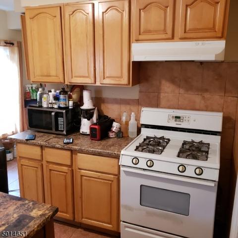 179 Myrtle Ave, Passaic, NJ 07055 photo 9