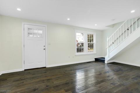 78 Van Ness Ter, Maplewood, NJ 07040 photo 3