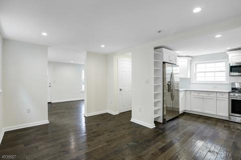 78 Van Ness Ter, Maplewood, NJ 07040 photo 7
