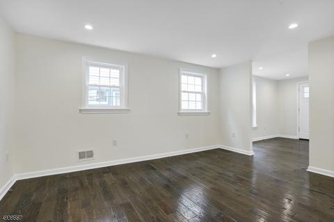 78 Van Ness Ter, Maplewood, NJ 07040 photo 8