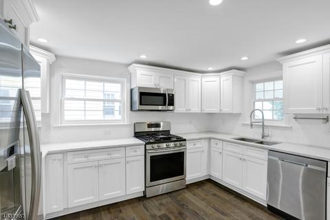 78 Van Ness Ter, Maplewood, NJ 07040 photo 10
