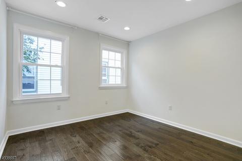 78 Van Ness Ter, Maplewood, NJ 07040 photo 14