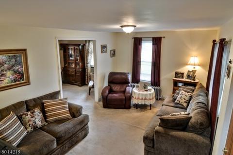 10 Franklin Pl, Wanaque Boro, NJ 07420 photo 15