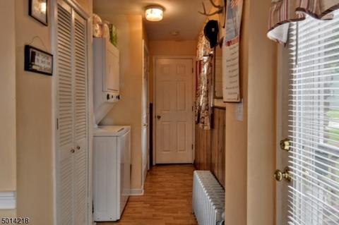 10 Franklin Pl, Wanaque Boro, NJ 07420 photo 13