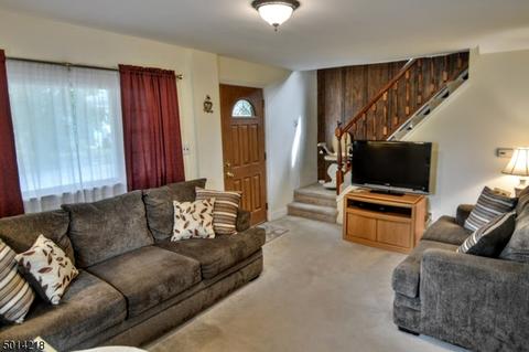 10 Franklin Pl, Wanaque Boro, NJ 07420 photo 14