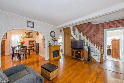 23 Berry St, Dover, NJ 07801 photo 5