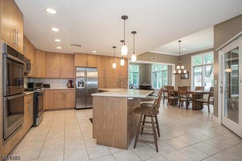 27 Huff Rd, Wayne, NJ 07470 photo 4