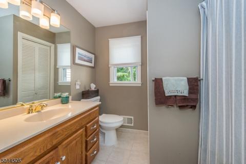 33 Shady Ter, Wayne, NJ 07470 photo 9