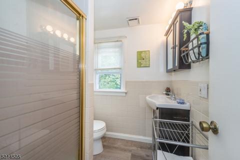 33 Shady Ter, Wayne, NJ 07470 photo 12