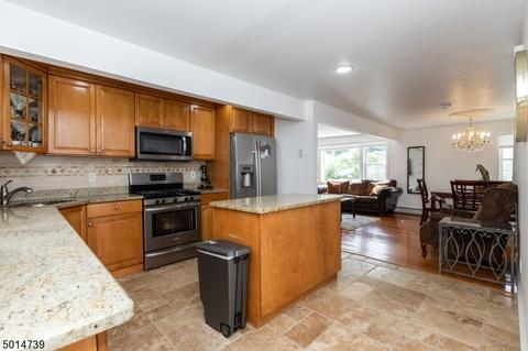 65 Courter Ave, Wayne, NJ 07470 photo 9