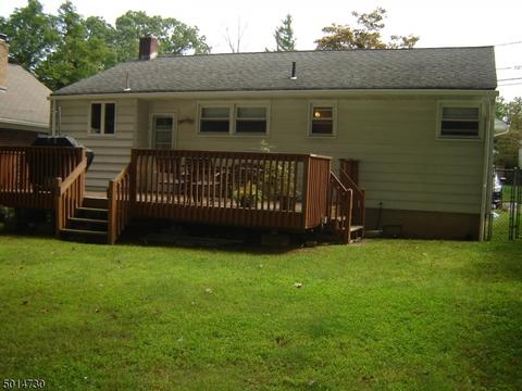 75 Linden Rd, Wayne, NJ 07470 photo 3