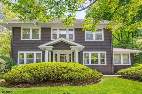 32 Tulip St, Summit, NJ 07901 photo 1