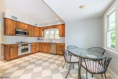 32 Tulip St, Summit, NJ 07901 photo 6