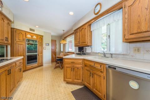 43 Alpine Dr, Wayne, NJ 07470 photo 7