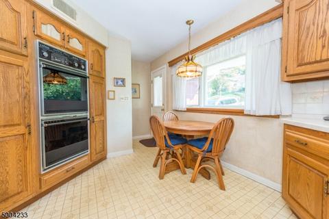 43 Alpine Dr, Wayne, NJ 07470 photo 9