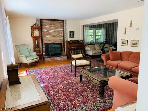 4 Brook Dr, Chester, NJ 07930 photo 3