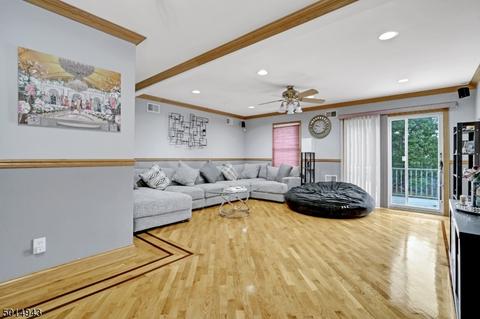 28 Hudson Pl, Bloomfield, NJ 07003 photo 9
