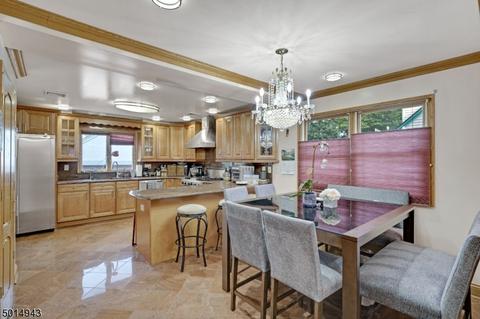 28 Hudson Pl, Bloomfield, NJ 07003 photo 6