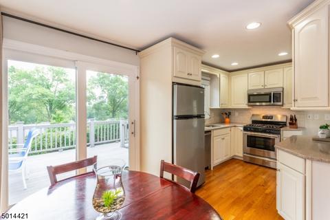 37 Clark St, Summit, NJ 07901 photo 2