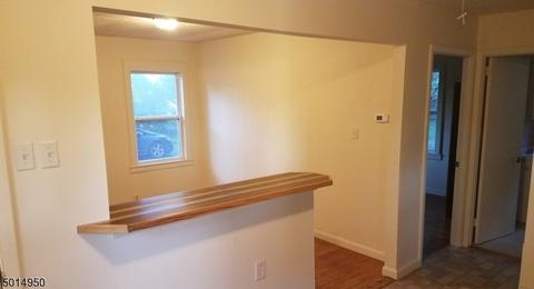 14 Glen Rd, Sparta, NJ 07871 photo 6
